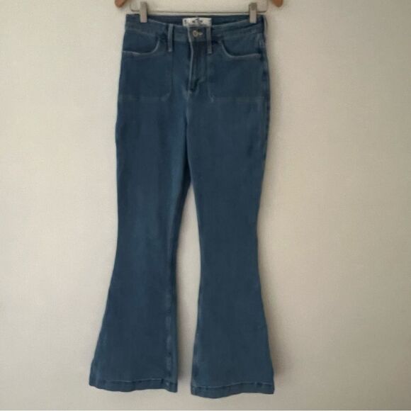 Hollister Jeans Flared Curvy High Rise Vintage Flare Tall 29 Patch Pockets - Picture 2 of 9